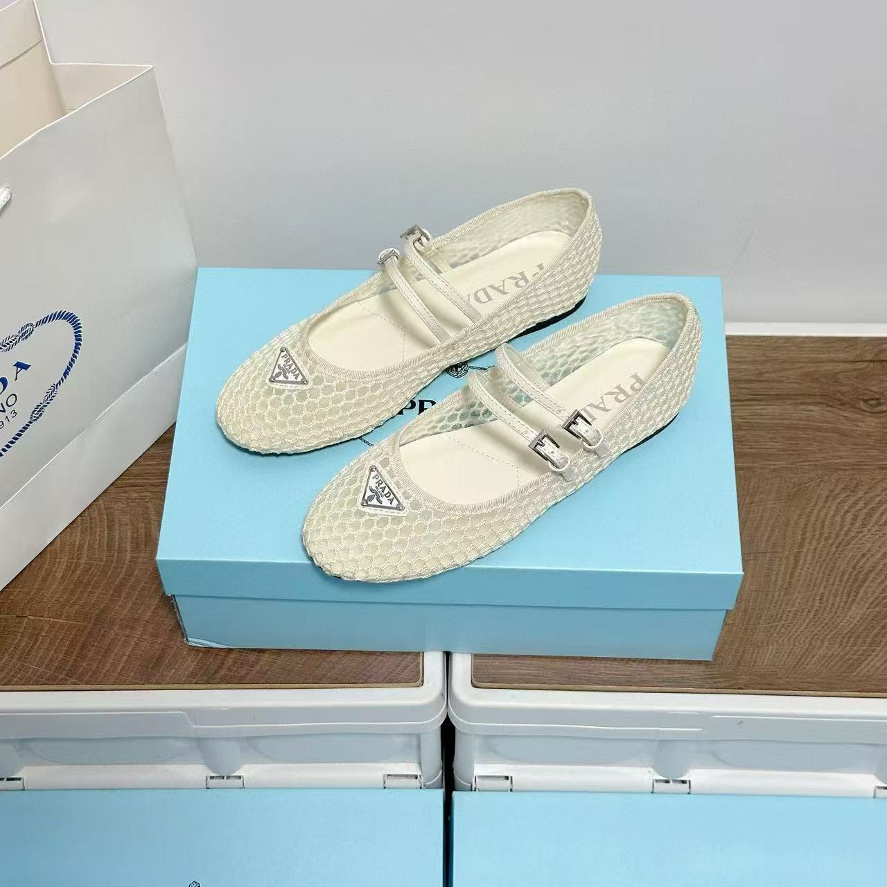 PR4DA トライアングルロゴ メッシュフラットシューズ【50％割引+送料無料】