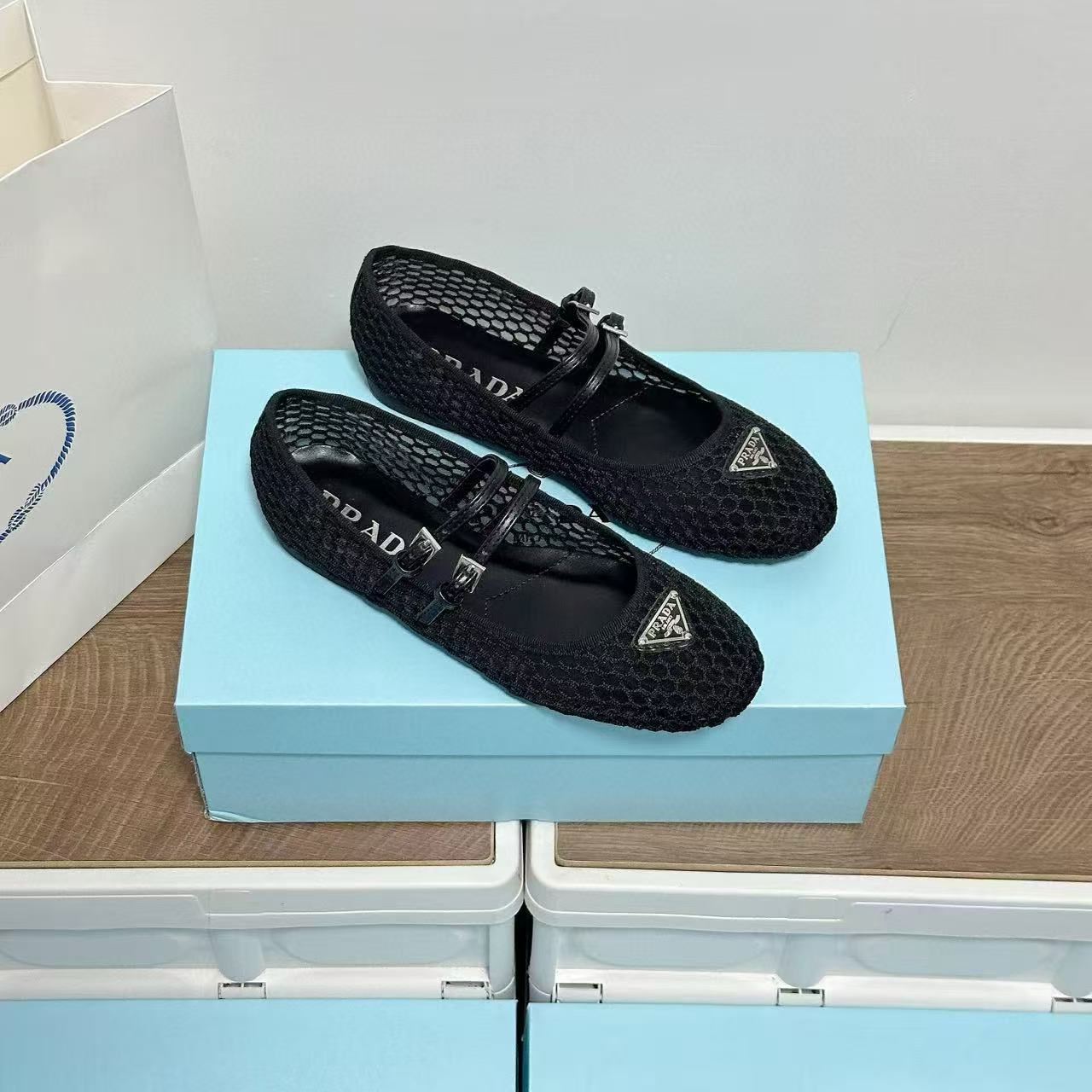 PR4DA トライアングルロゴ メッシュフラットシューズ【50％割引+送料無料】