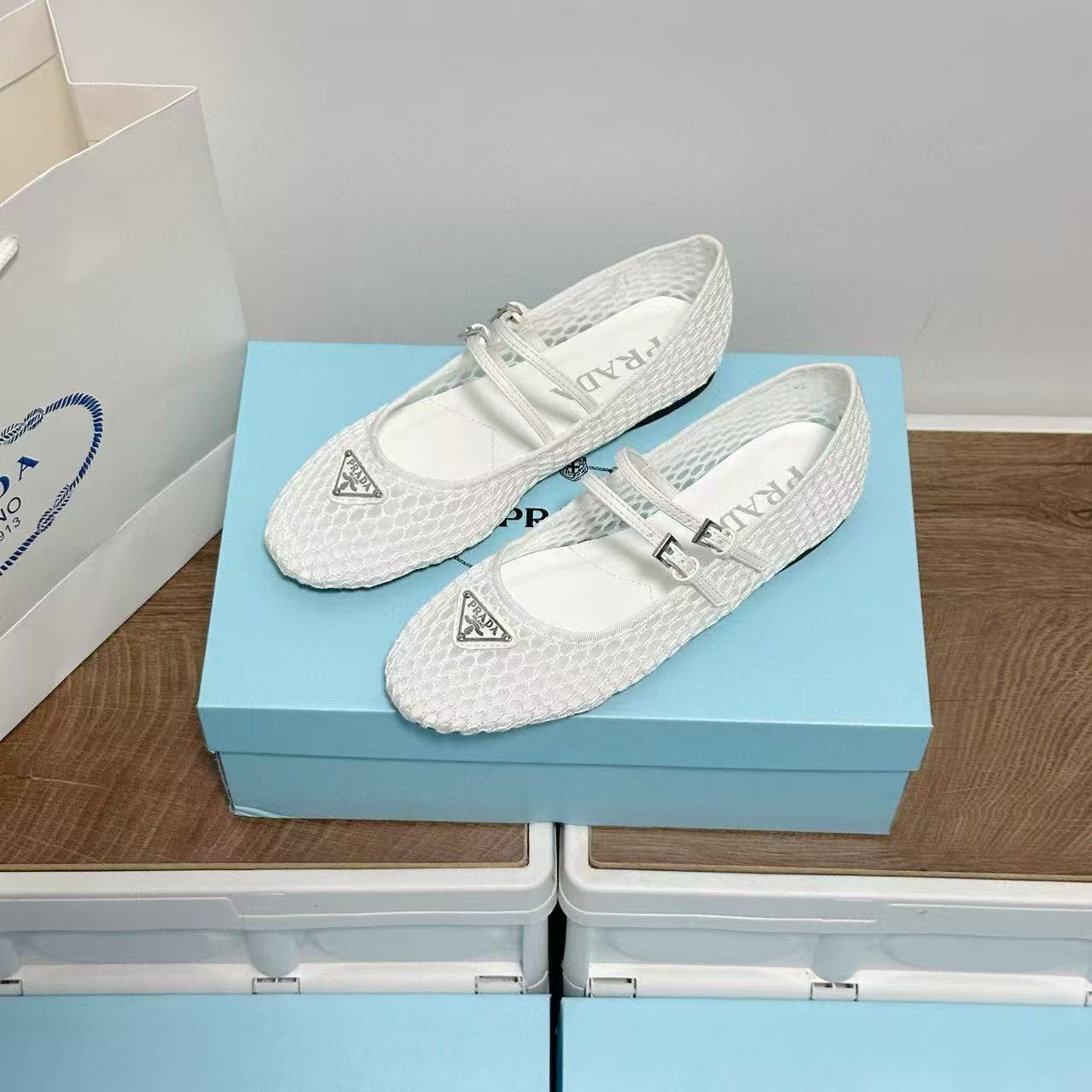 PR4DA トライアングルロゴ メッシュフラットシューズ【50％割引+送料無料】