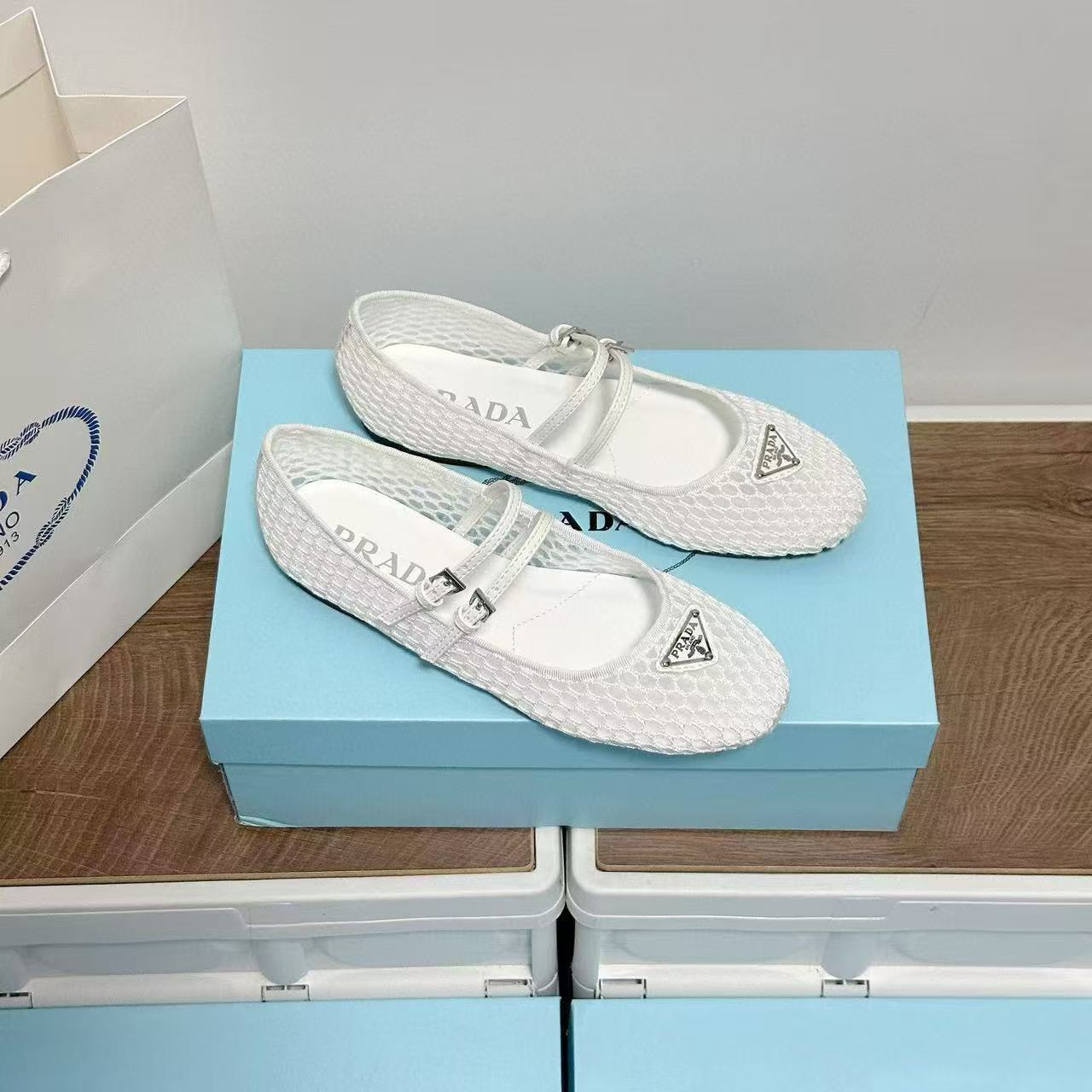 PR4DA トライアングルロゴ メッシュフラットシューズ【50％割引+送料無料】