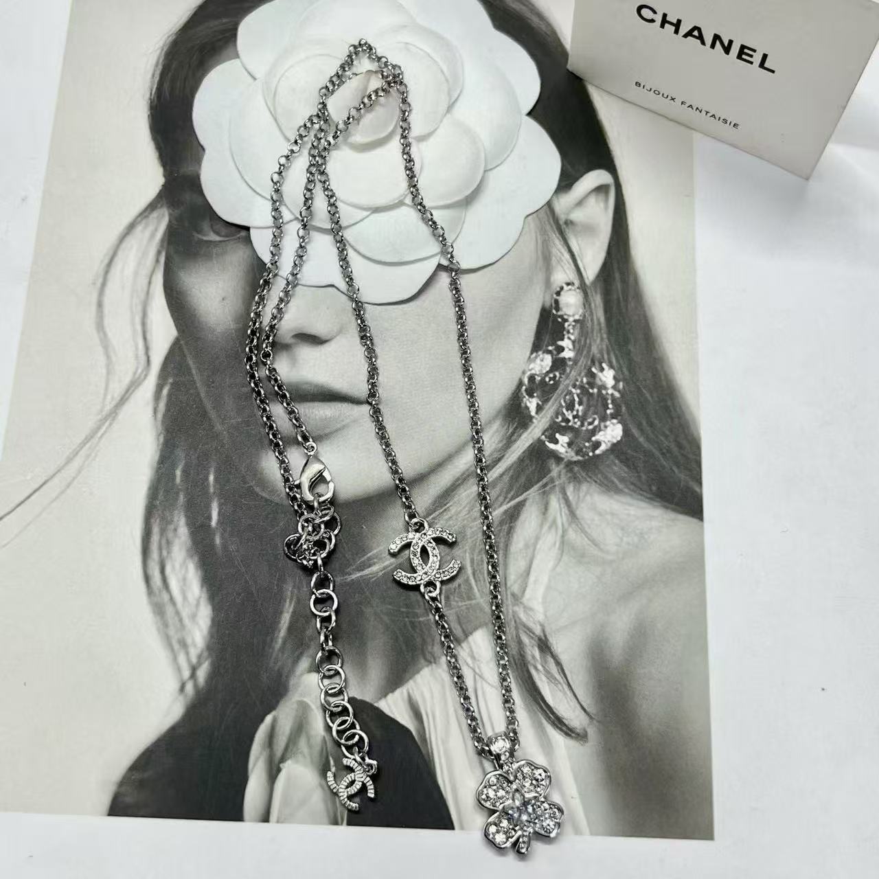 CHANE1 四つ葉のクローバー ダブルC ダイヤモンドネックレス【 50％割引+送料無料】