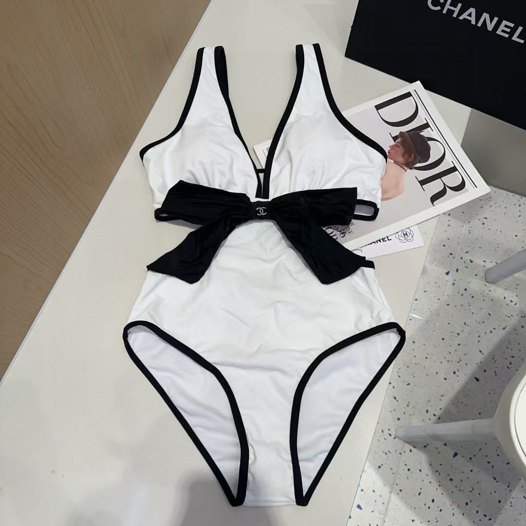 CHANE1 リボンVネックワンピース水着【 50％割引+送料無料】