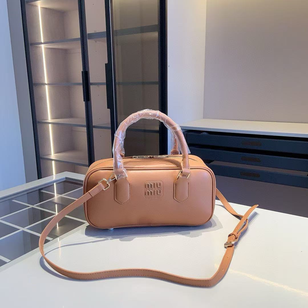 M1UM1Uコンビネーション3点セット815【 50％割引+送料無料】