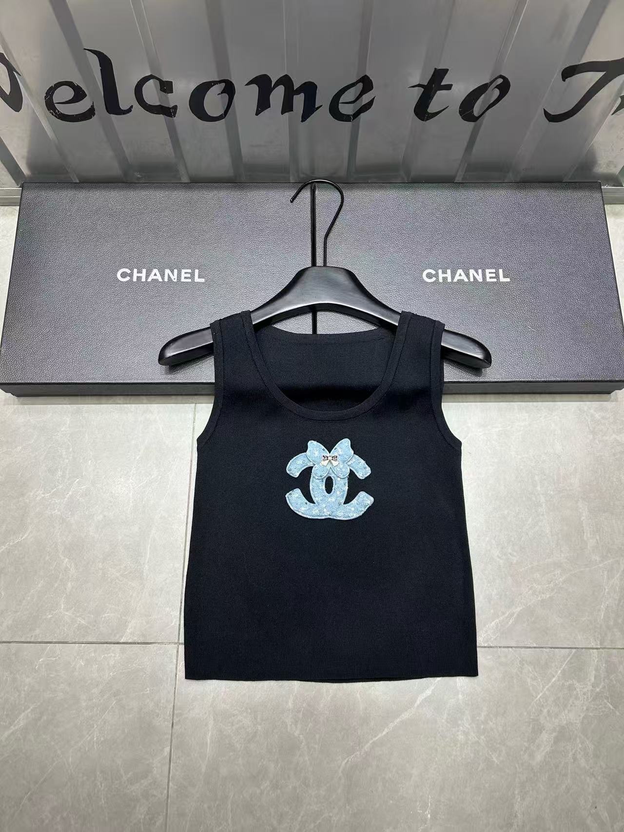 CHANE1 ダブルCボウベスト【 50％割引+送料無料】