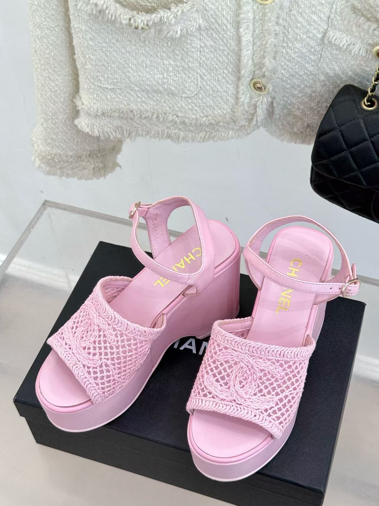 CHANE1 高品質ダブルC中空厚底サンダル【50％割引+送料無料】