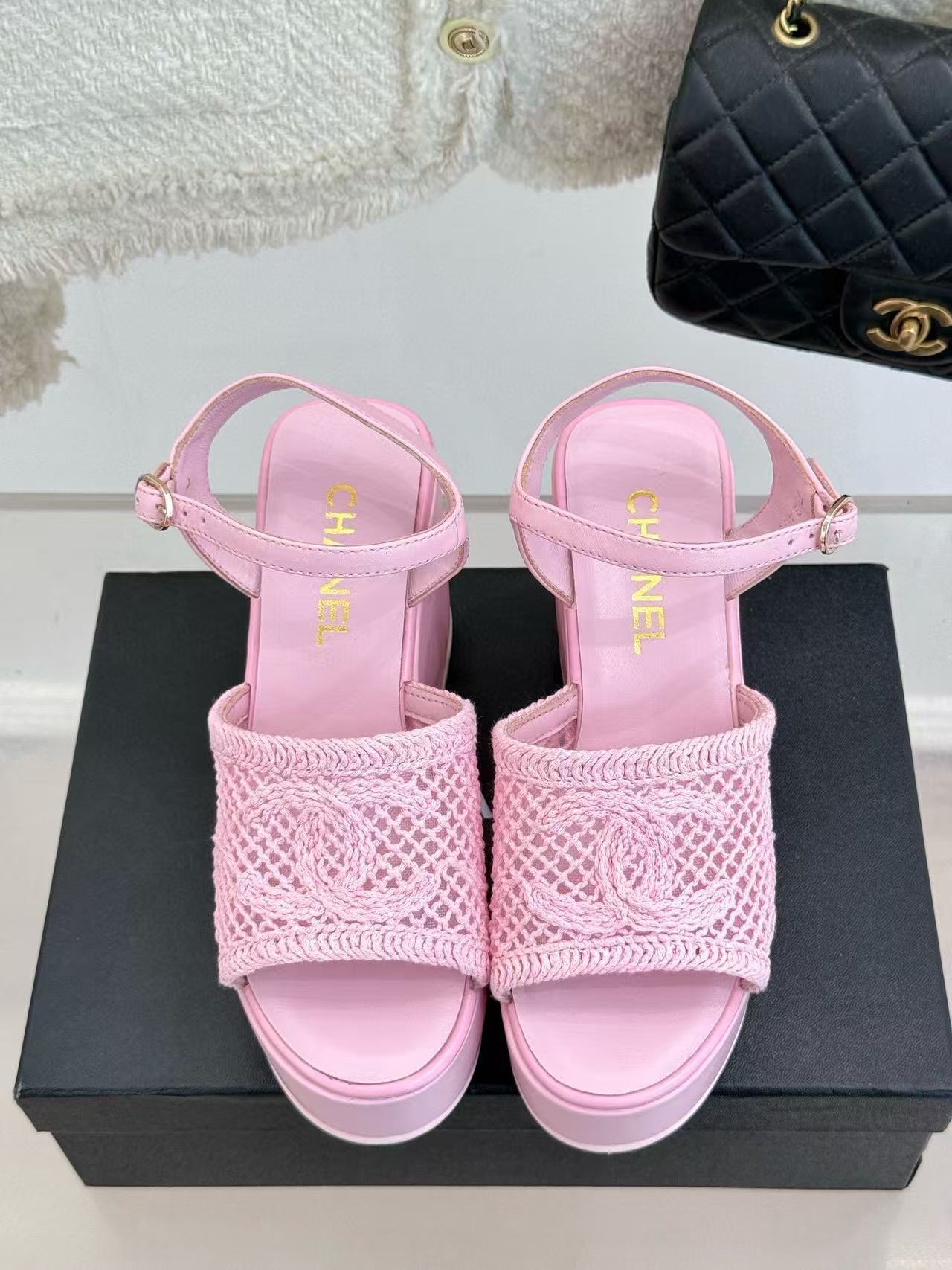 CHANE1 高品質ダブルC中空厚底サンダル【50％割引+送料無料】