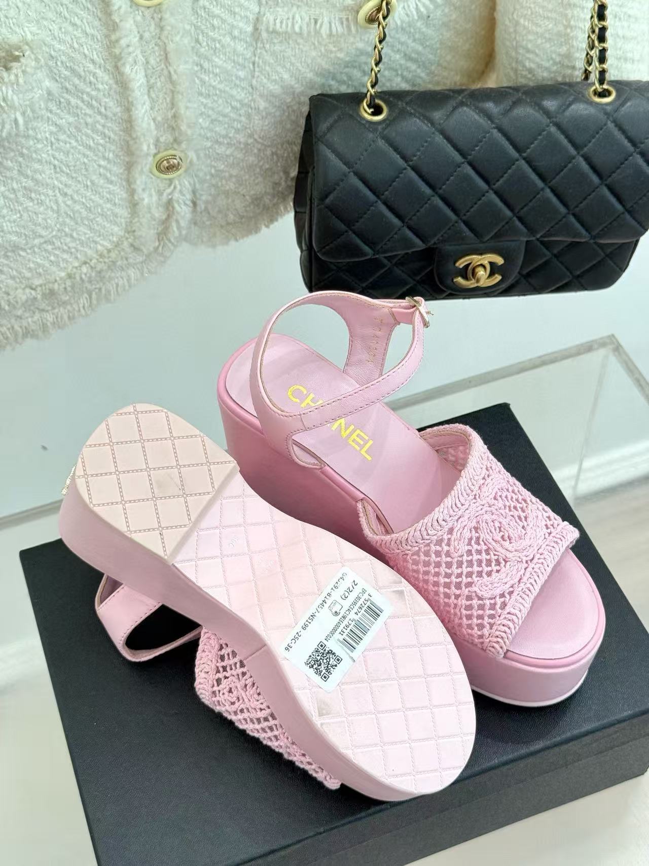 CHANE1 高品質ダブルC中空厚底サンダル【50％割引+送料無料】