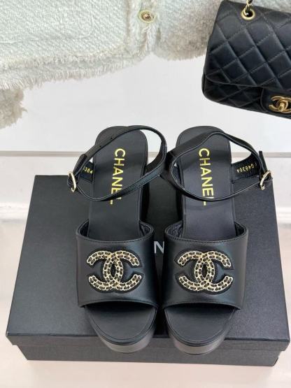 CHANE1 高品質ダブルCチェーン厚底サンダル【50％割引+送料無料】