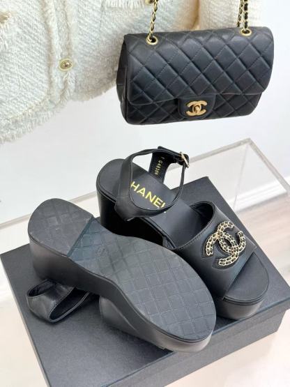 CHANE1 高品質ダブルCチェーン厚底サンダル【50％割引+送料無料】