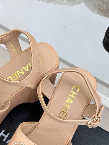 CHANE1 高品質ダブルCチェーン厚底サンダル【50％割引+送料無料】