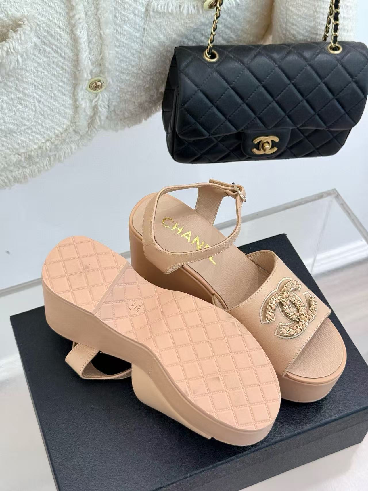 CHANE1 高品質ダブルCチェーン厚底サンダル【50％割引+送料無料】