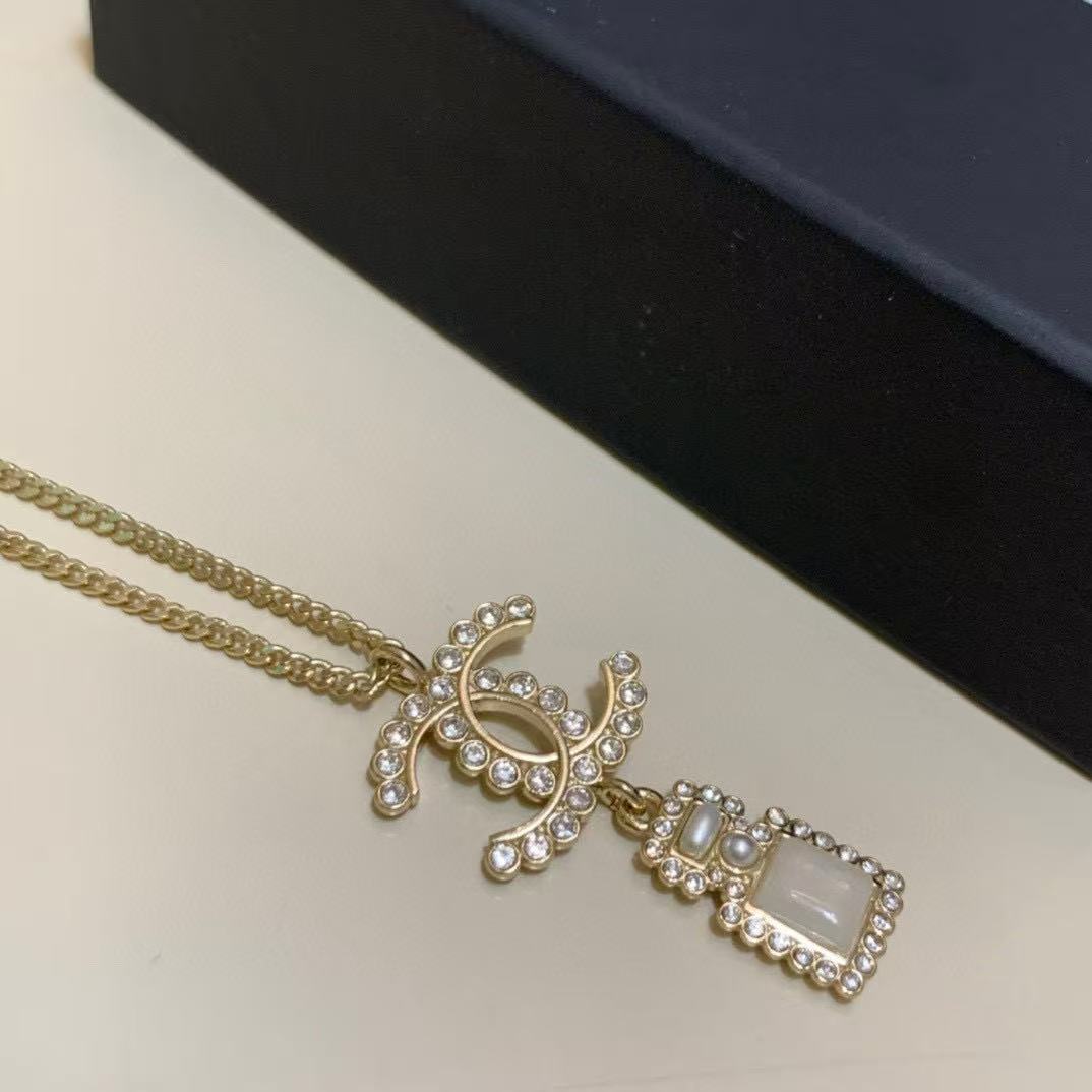 CHANE1 香水瓶 ダブルCネックレス【50％割引+送料無料】