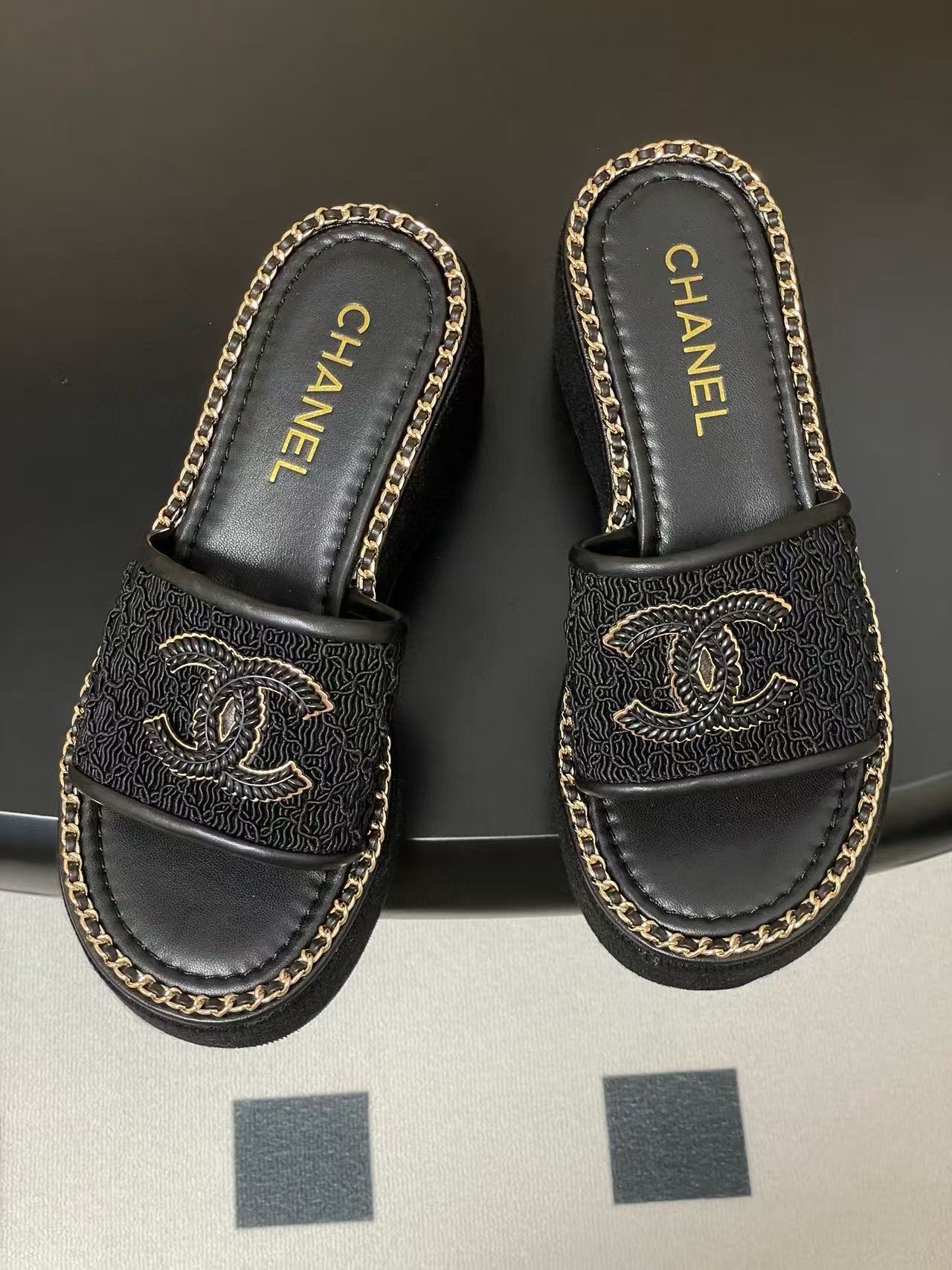 CHANE1 高品質チェーンダブルC文字厚底スリッパ【50％割引+送料無料】