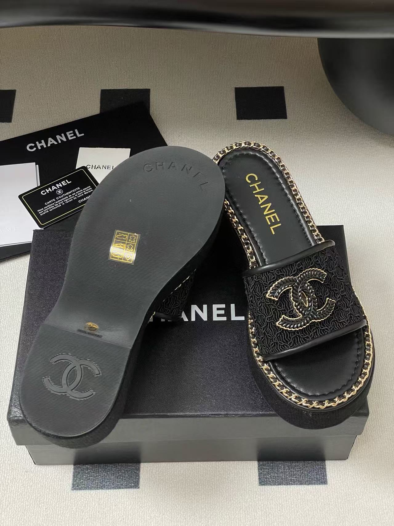 CHANE1 高品質チェーンダブルC文字厚底スリッパ【50％割引+送料無料】