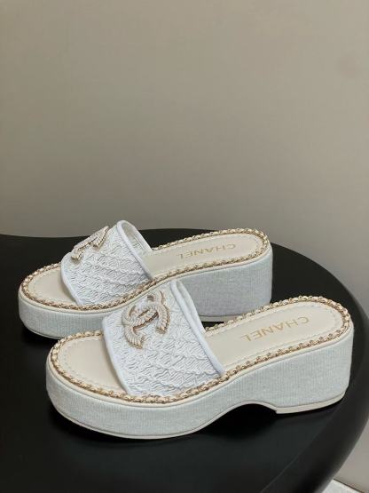 CHANE1 高品質チェーンダブルC文字厚底スリッパ【50％割引+送料無料】