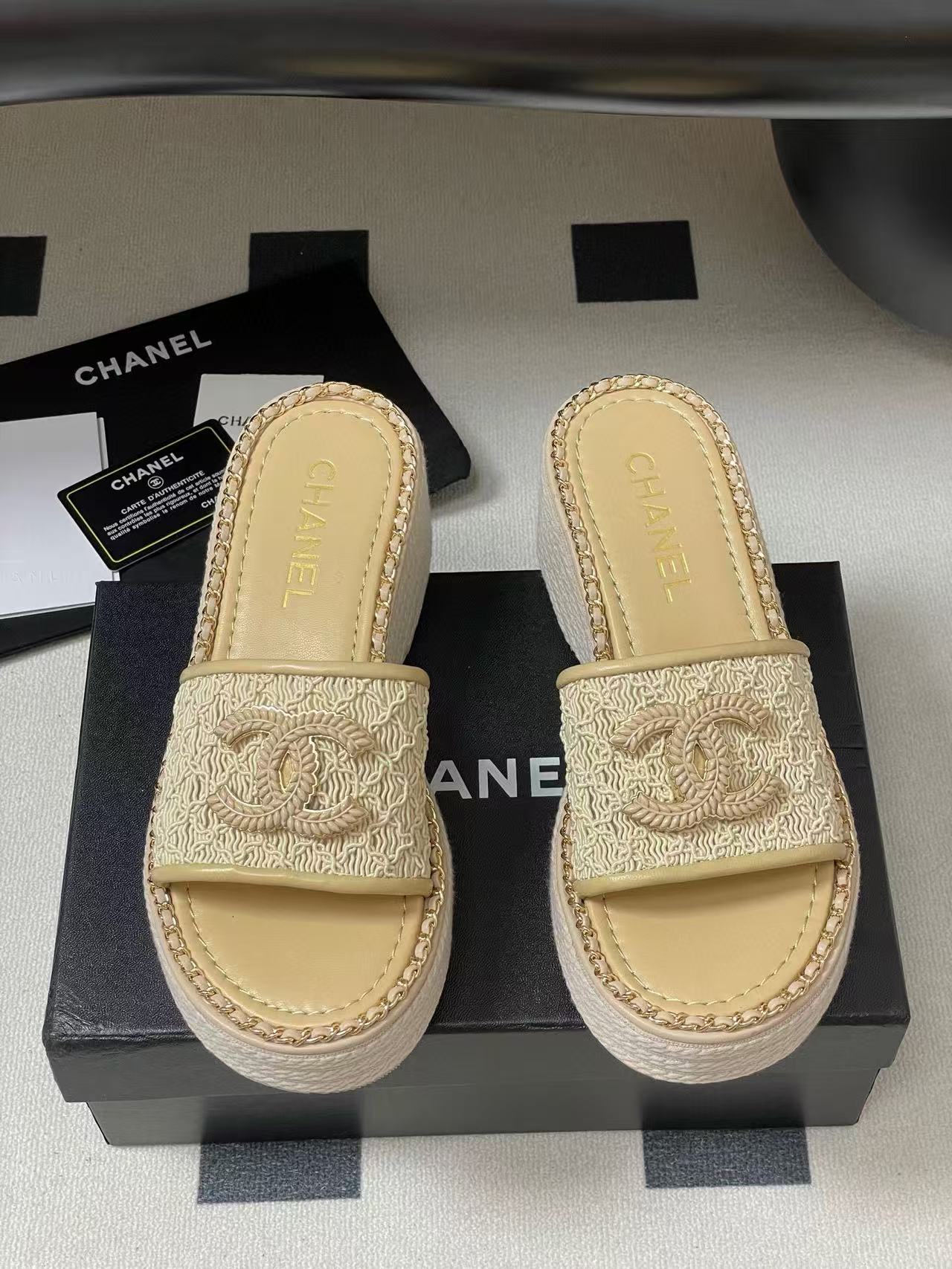 CHANE1 高品質チェーンダブルC文字厚底スリッパ【50％割引+送料無料】