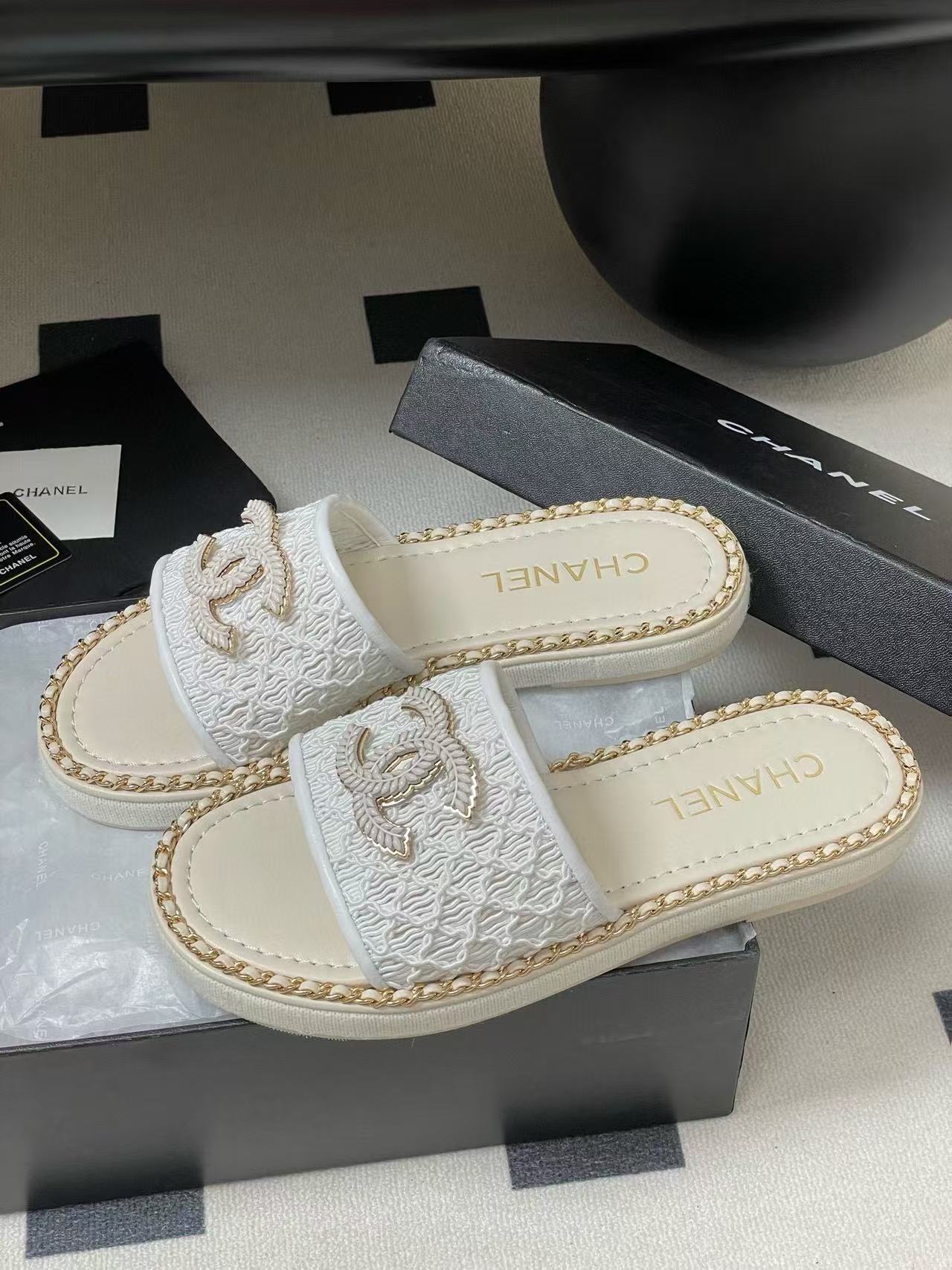 CHANE1 高品質ダブルCチェーンスリッパ【50％割引+送料無料】