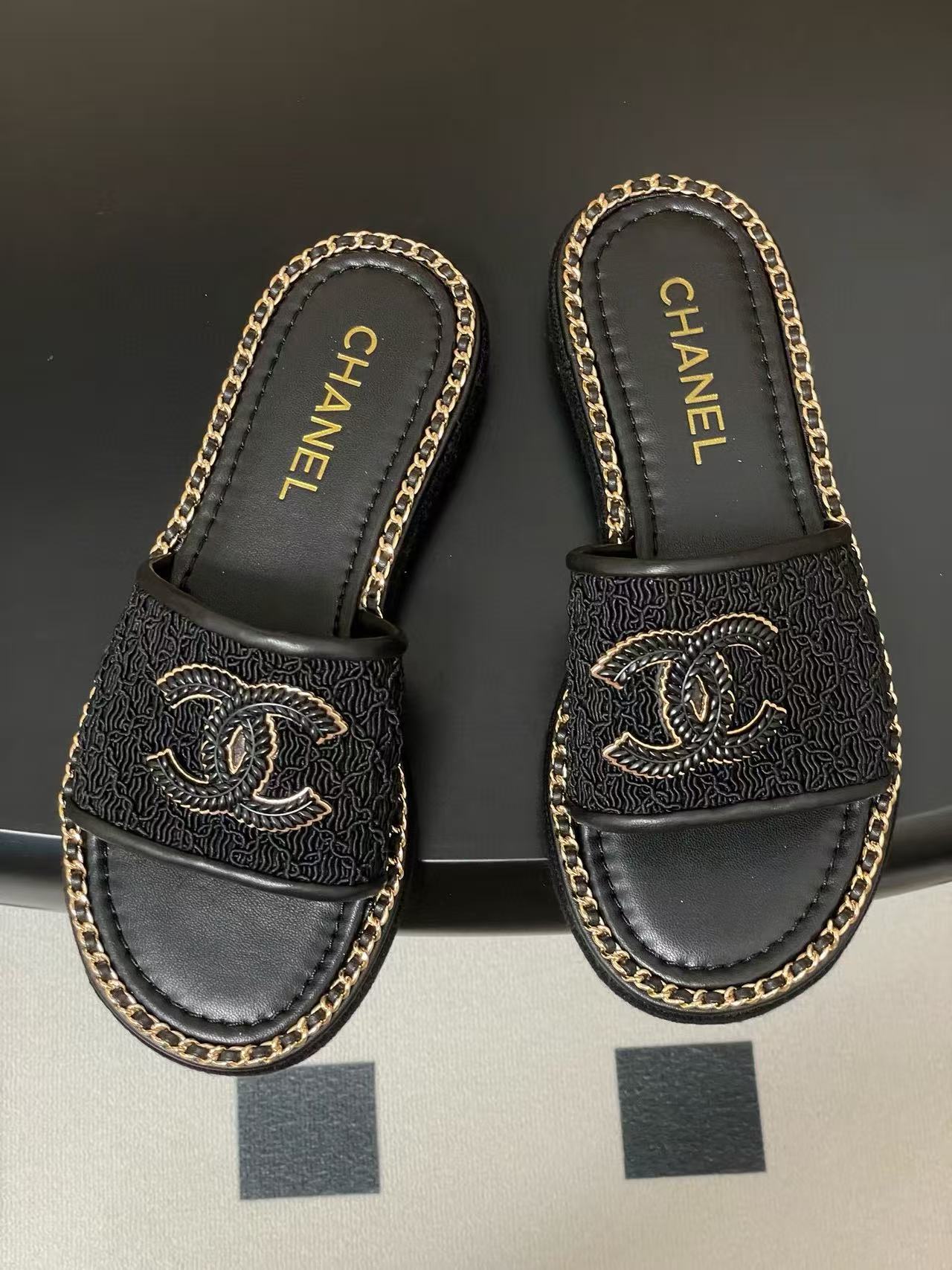 CHANE1 高品質ダブルCチェーンスリッパ【50％割引+送料無料】