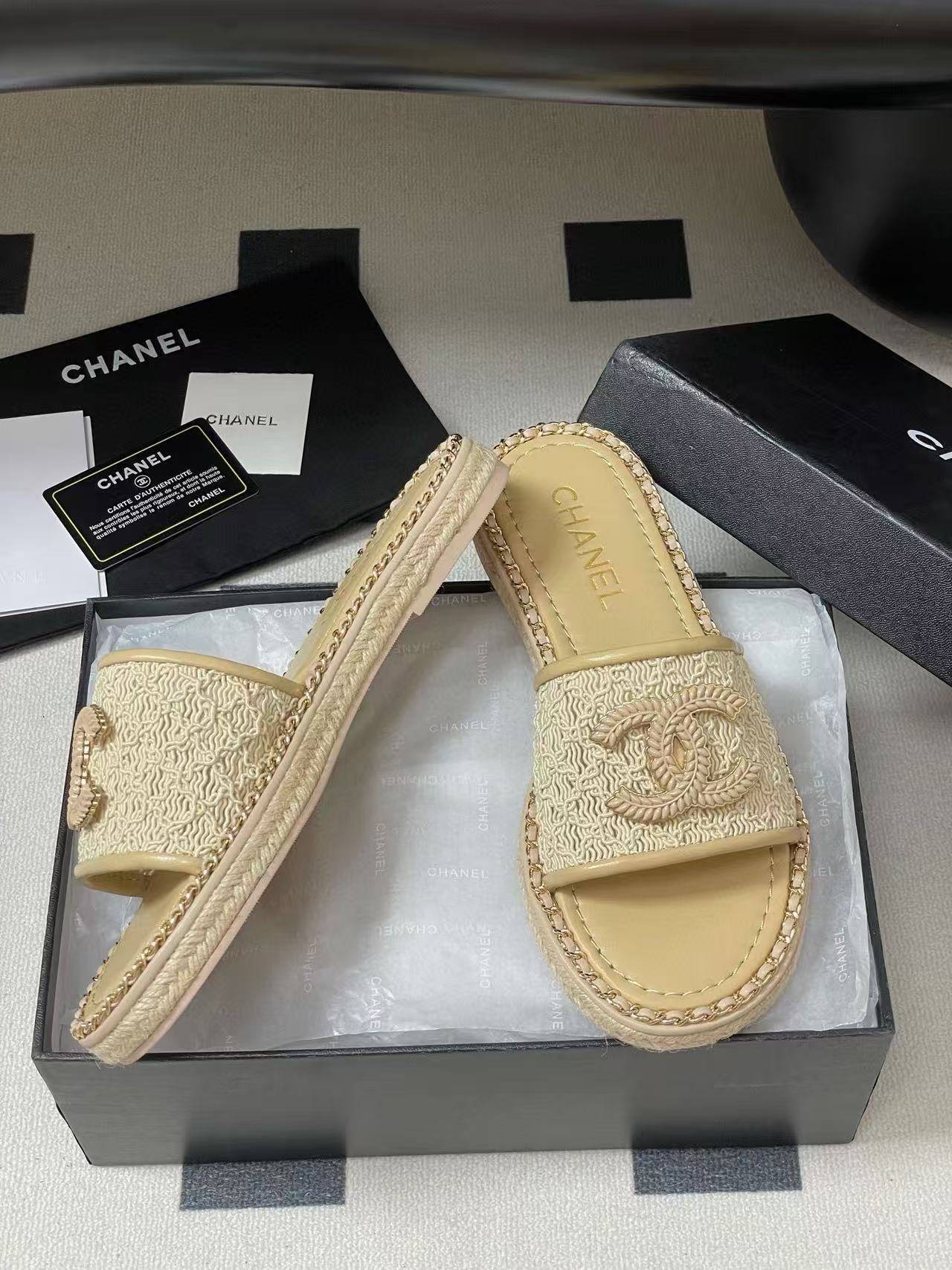 CHANE1 高品質ダブルCチェーンスリッパ【50％割引+送料無料】