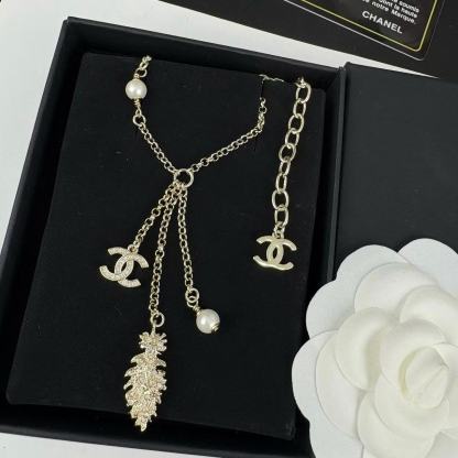 CHANE1 ダブルCパールフェザーウィートイヤーネックレス【 50％割引+送料無料】