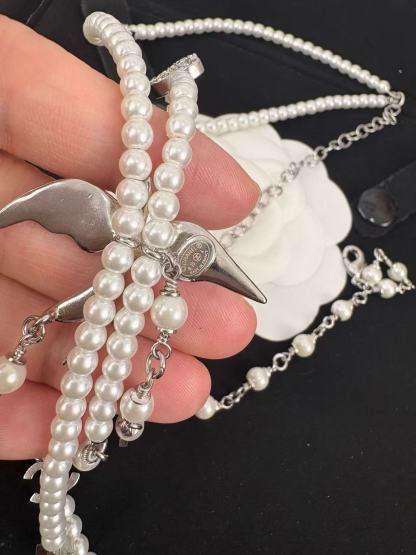 CHANE1 ダブルパール ダブルC バード ロングネックレス【 50％割引+送料無料】