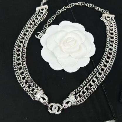 CHANE1 ダブルC フルダイヤモンド 3層ネックレス【 50％割引+送料無料】