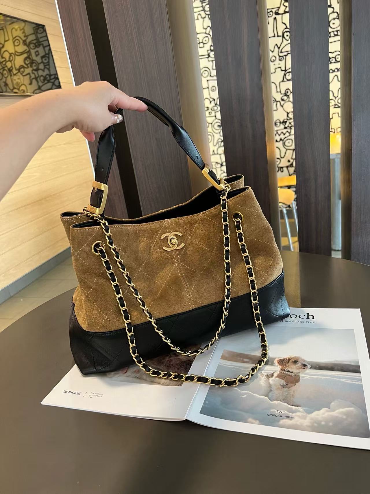 CHANE1 ブラッシュドディアスキンチェーンショッピングバッグ【 50％割引+送料無料】