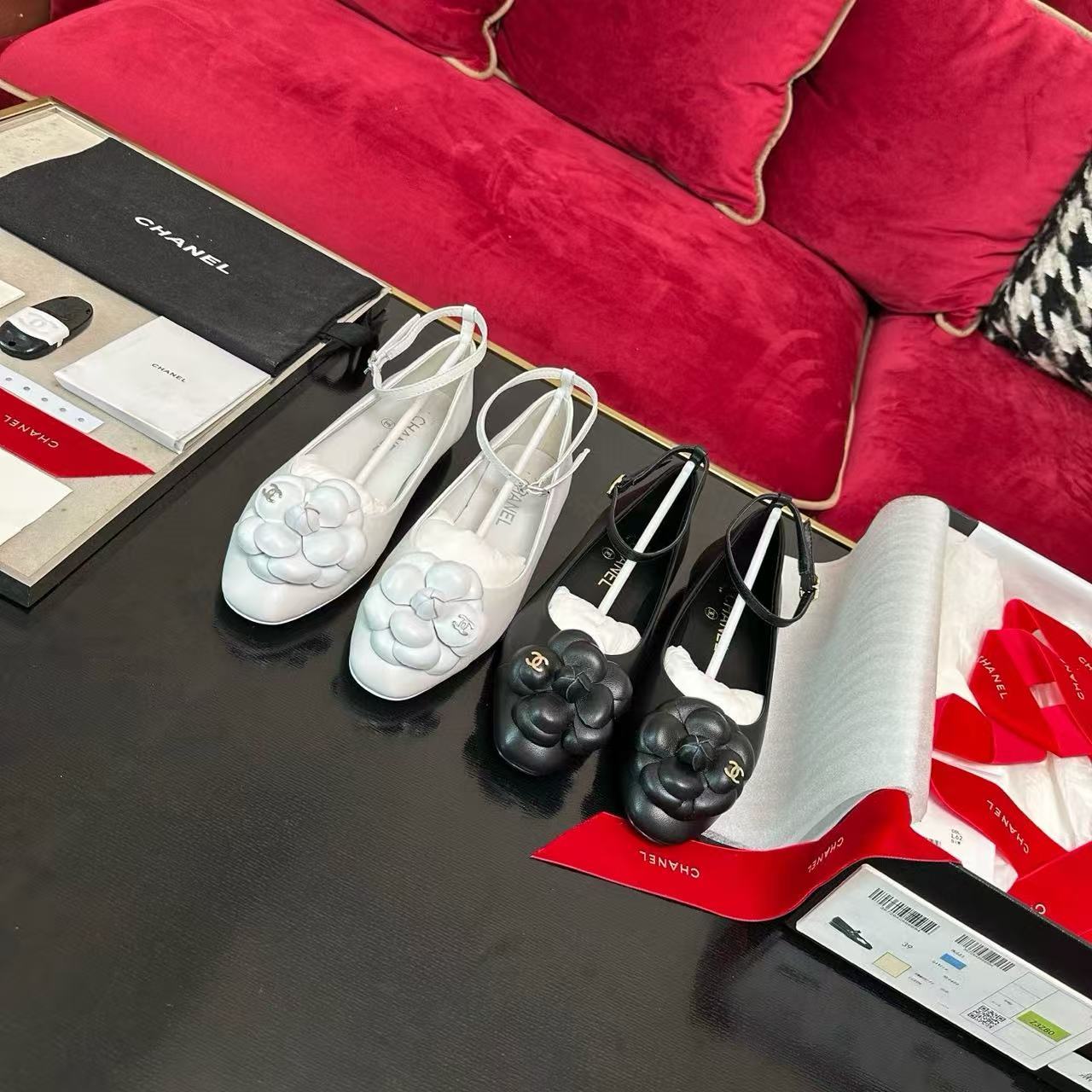 CHANE1 高品質カメリアメリージェーンフラットシューズ【50％割引+送料無料】