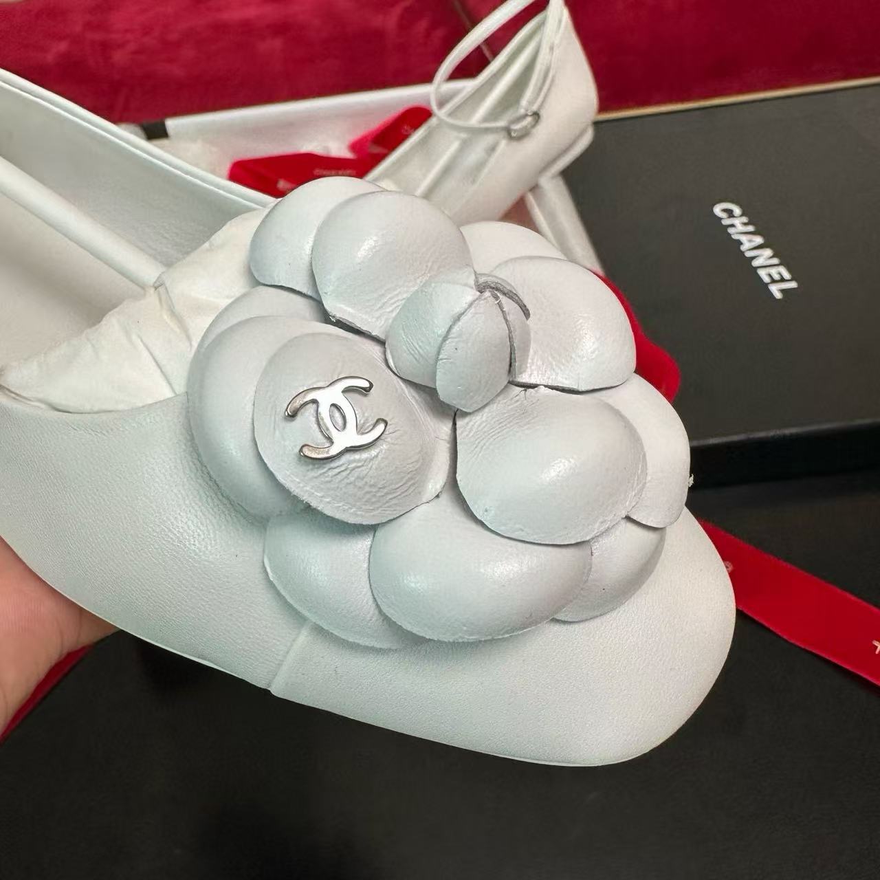 CHANE1 高品質カメリアメリージェーンフラットシューズ【50％割引+送料無料】