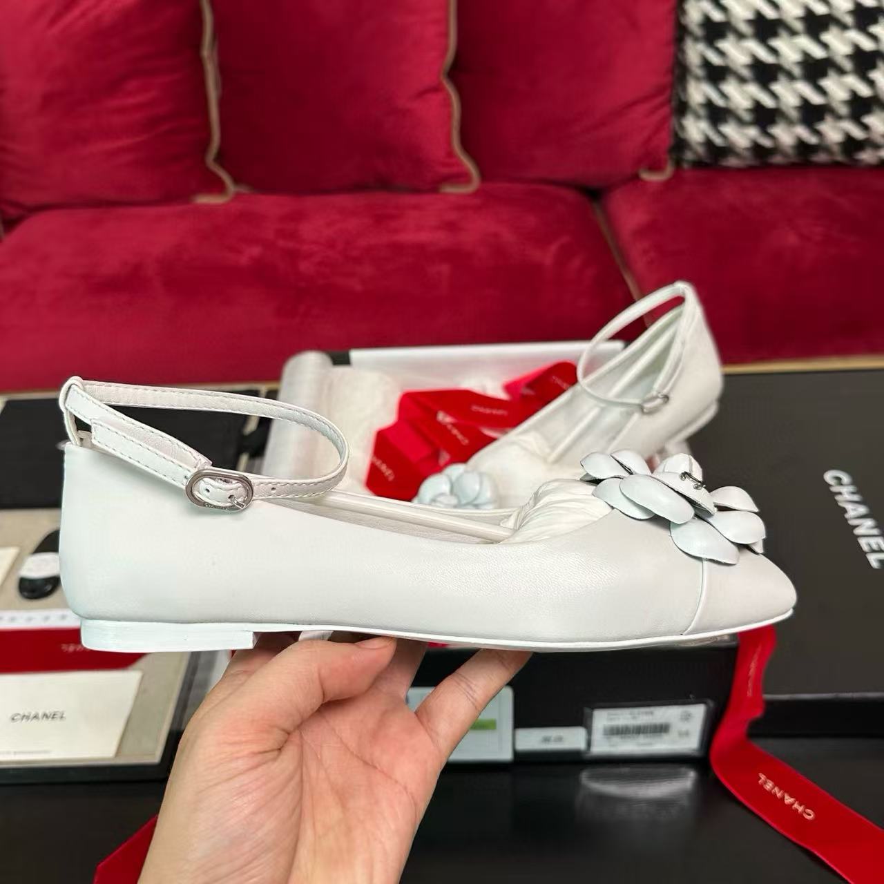 CHANE1 高品質カメリアメリージェーンフラットシューズ【50％割引+送料無料】