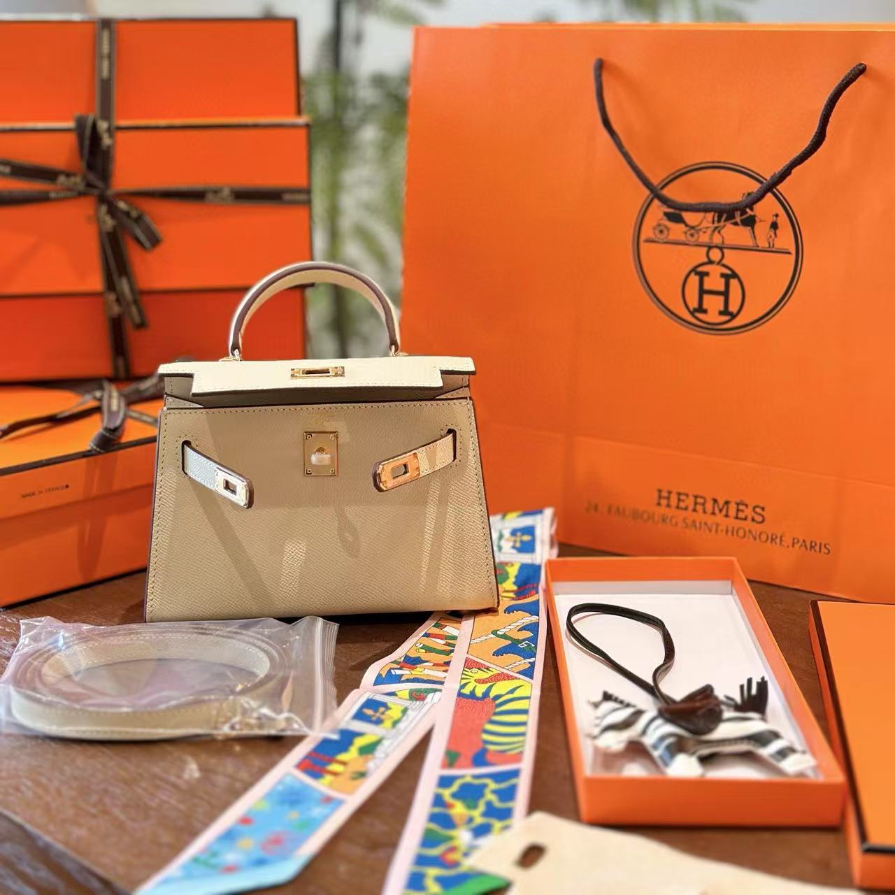 HERME5 mini kelly第一世代のハンドバッグ【 50％割引+送料無料】