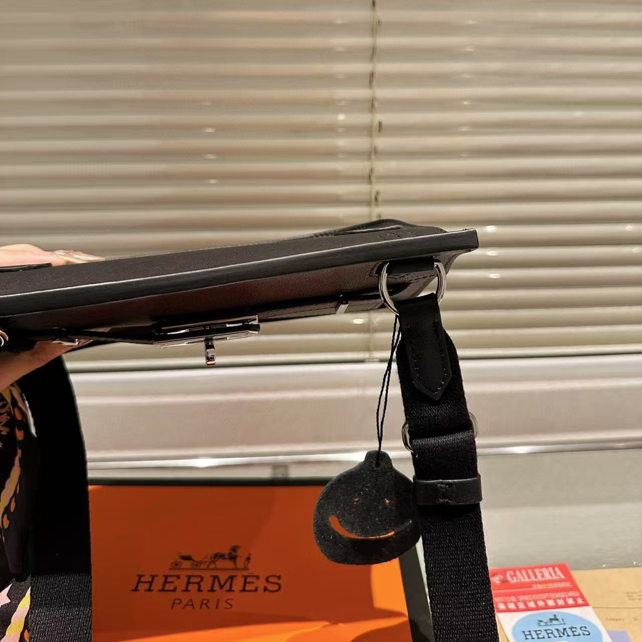 HERME5 jypsiereショルダーバッグ【 50％割引+送料無料】