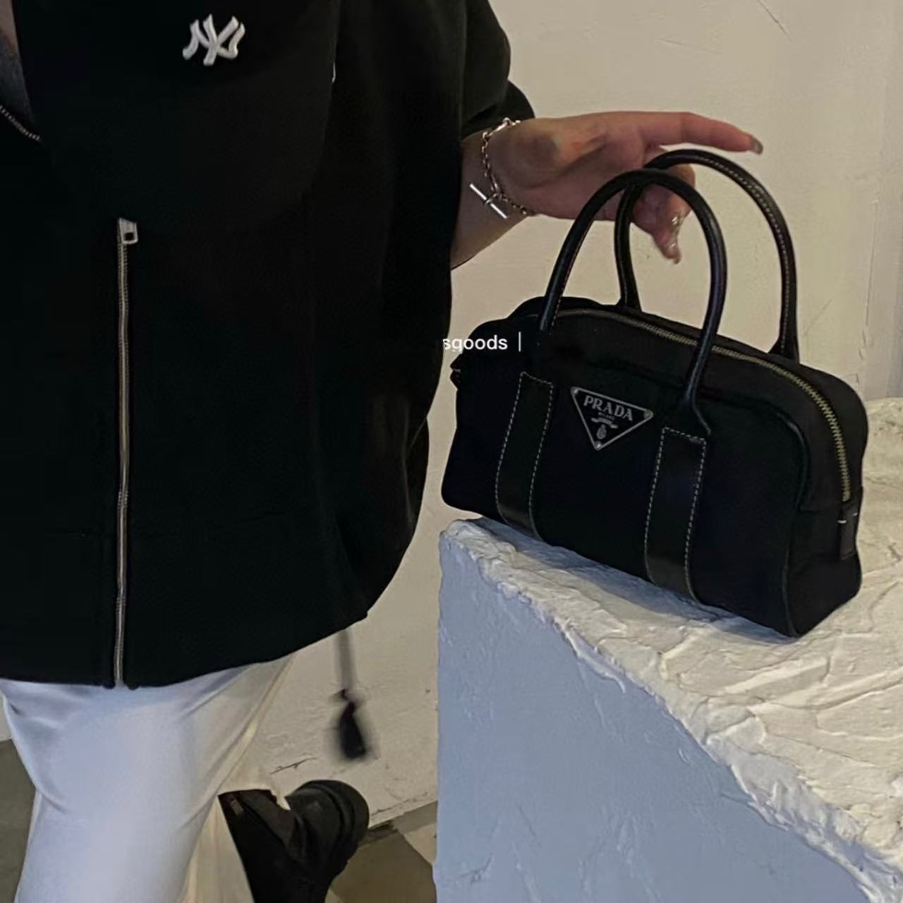 PR4DA 牛革ハンドバッグ【50％割引+送料無料】