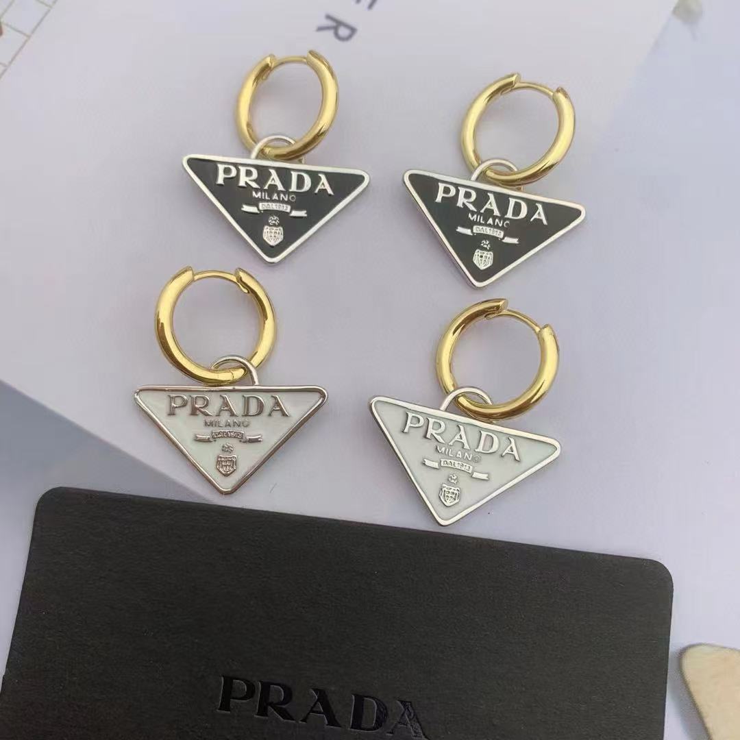 PR4DA トライアングルイヤリング【50％割引+送料無料】