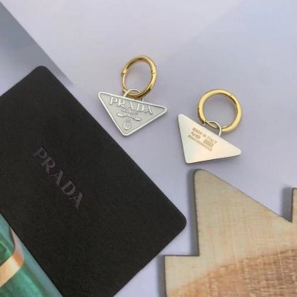 PR4DA トライアングルイヤリング【50％割引+送料無料】