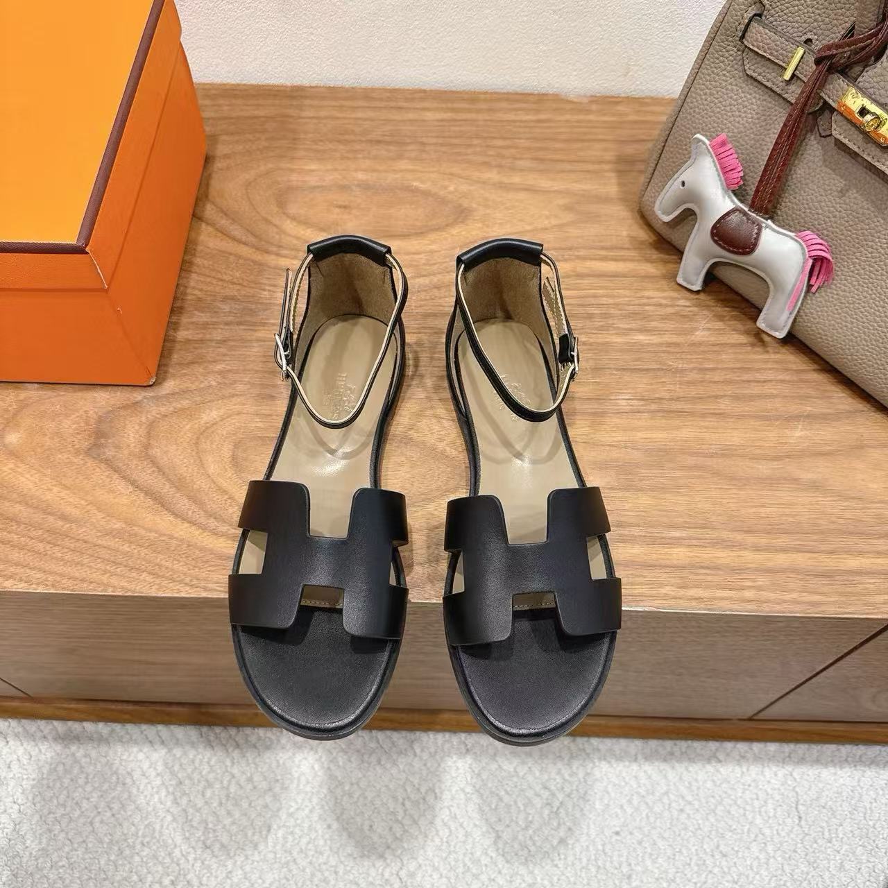 HERME5 高品質レザーフラットサンダル【50％割引+送料無料】