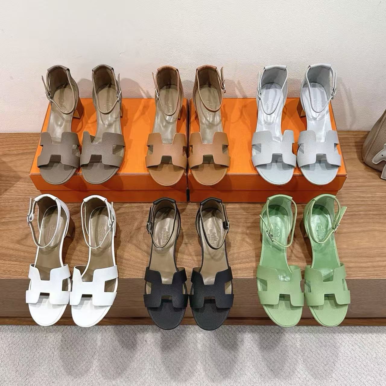 HERME5の高品質ローヒールサンダル【50％割引+送料無料】