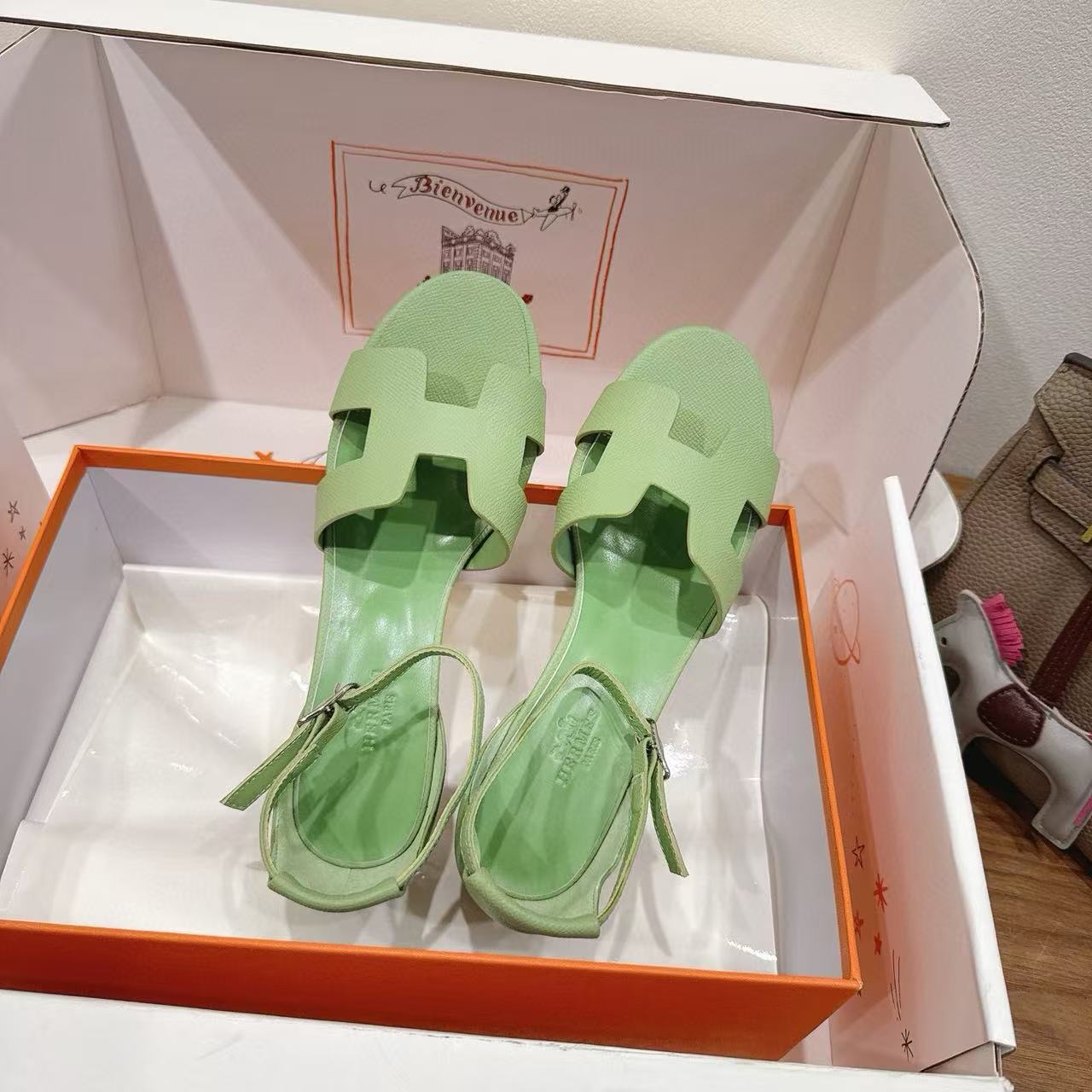 HERME5の高品質ローヒールサンダル【50％割引+送料無料】