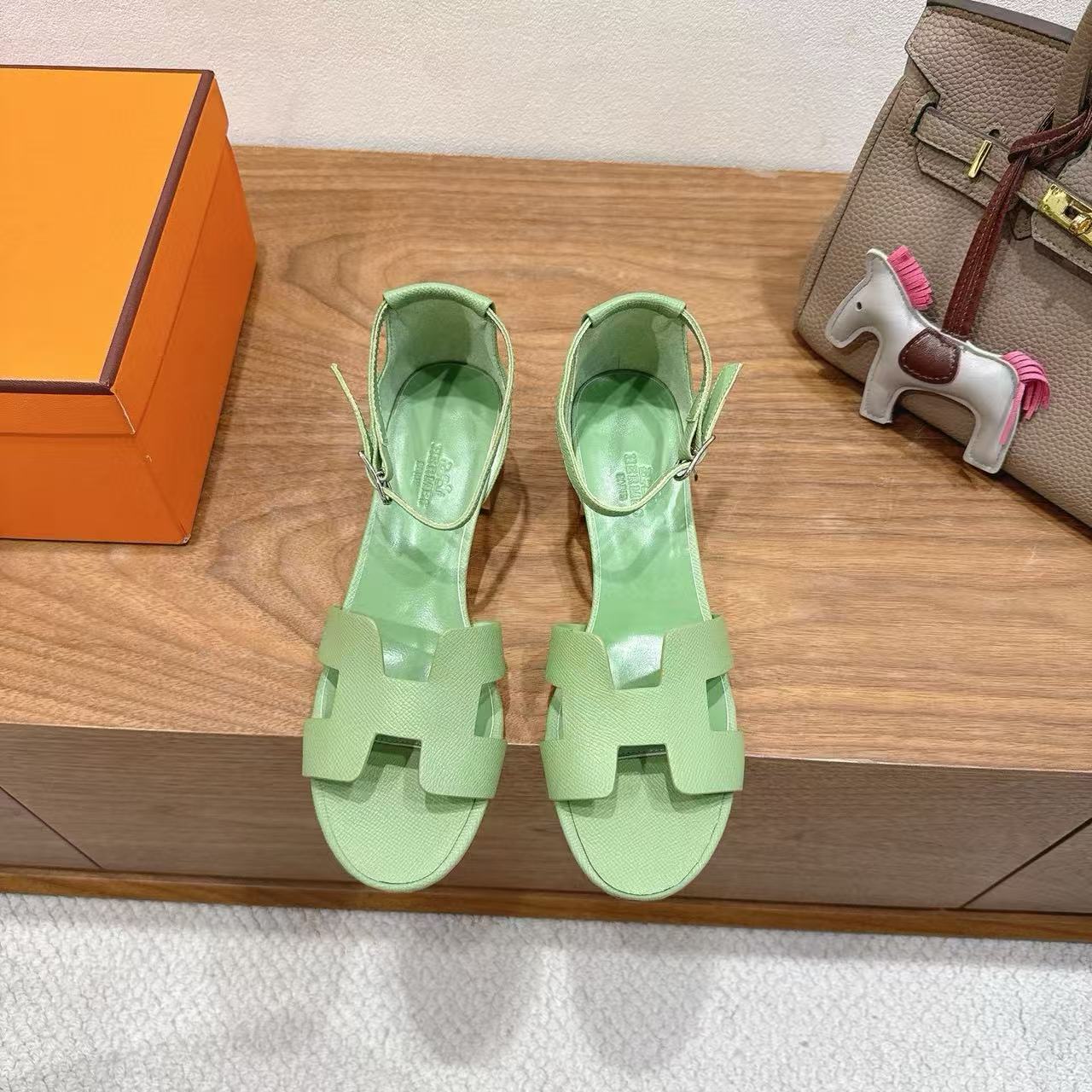 HERME5の高品質ローヒールサンダル【50％割引+送料無料】