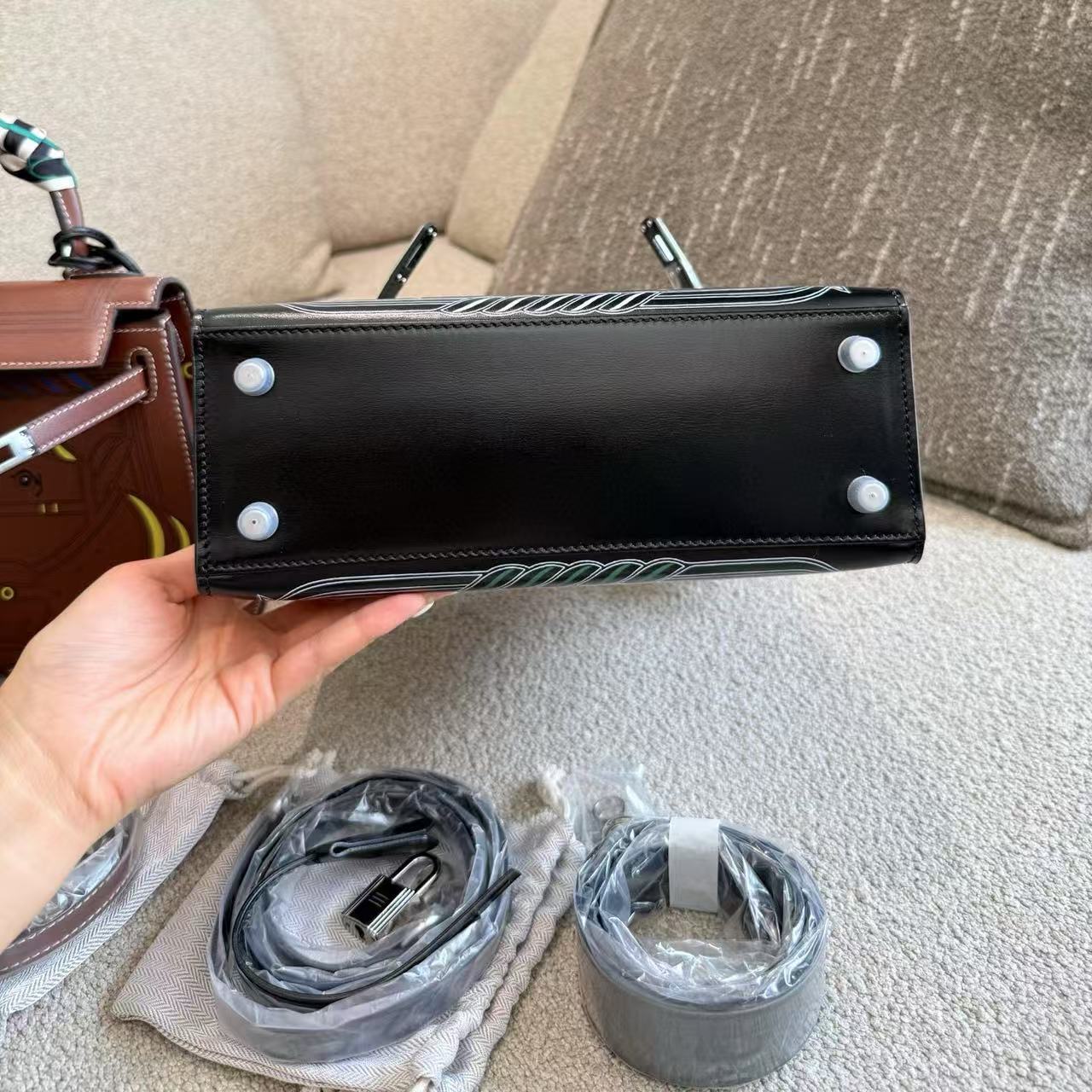 HERME5 手描き牛革ハンドバッグ【50％割引+送料無料】