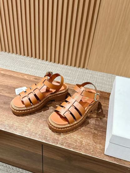 PR4DA 高品質厚底サンダル【50％割引+送料無料】