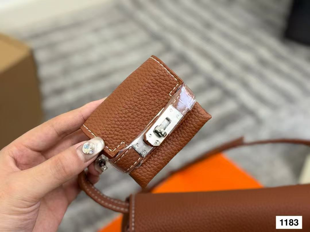 HERME5 レザー アンダーアームバッグ【50％割引+送料無料】