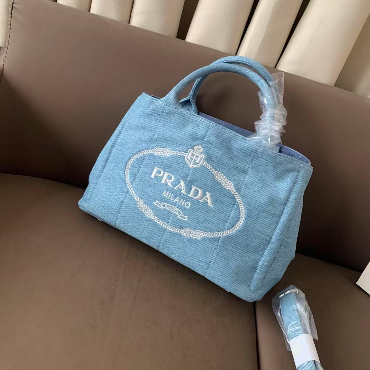 PR4DAデニムトートバッグ【50％割引+送料無料】