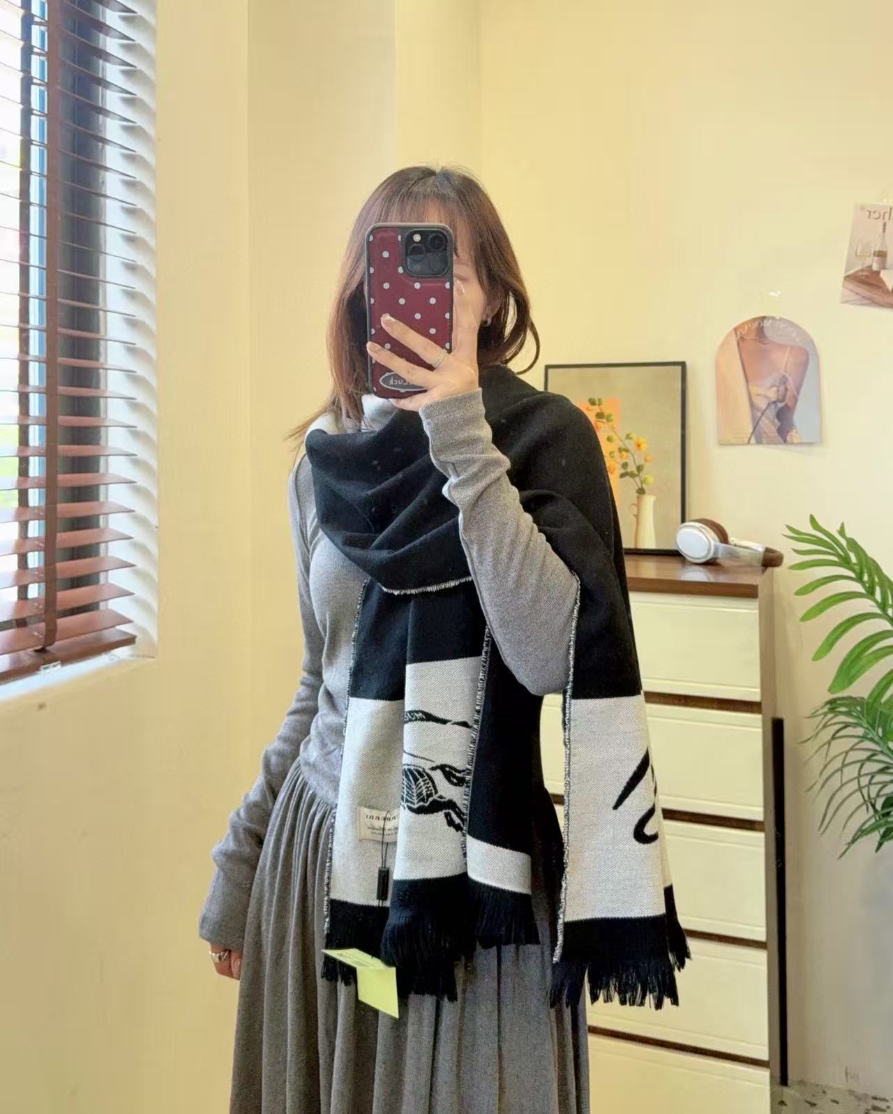 BUR8ERRYカラーブロックスカーフ【50％割引+送料無料】