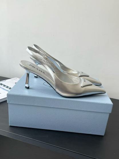 PR4DAの高品質ポインテッドハイヒール【50％割引+送料無料】