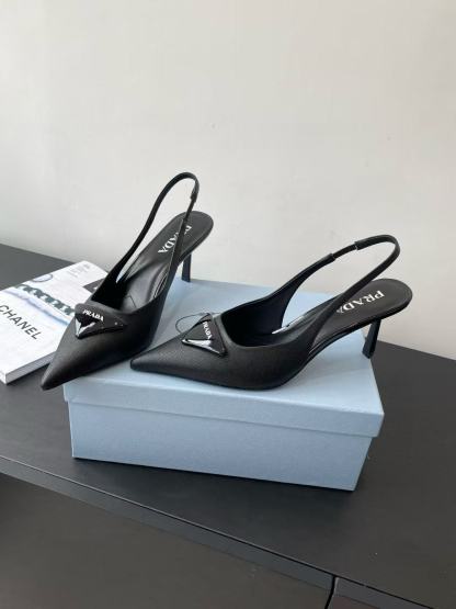 PR4DAの高品質ポインテッドハイヒール【50％割引+送料無料】