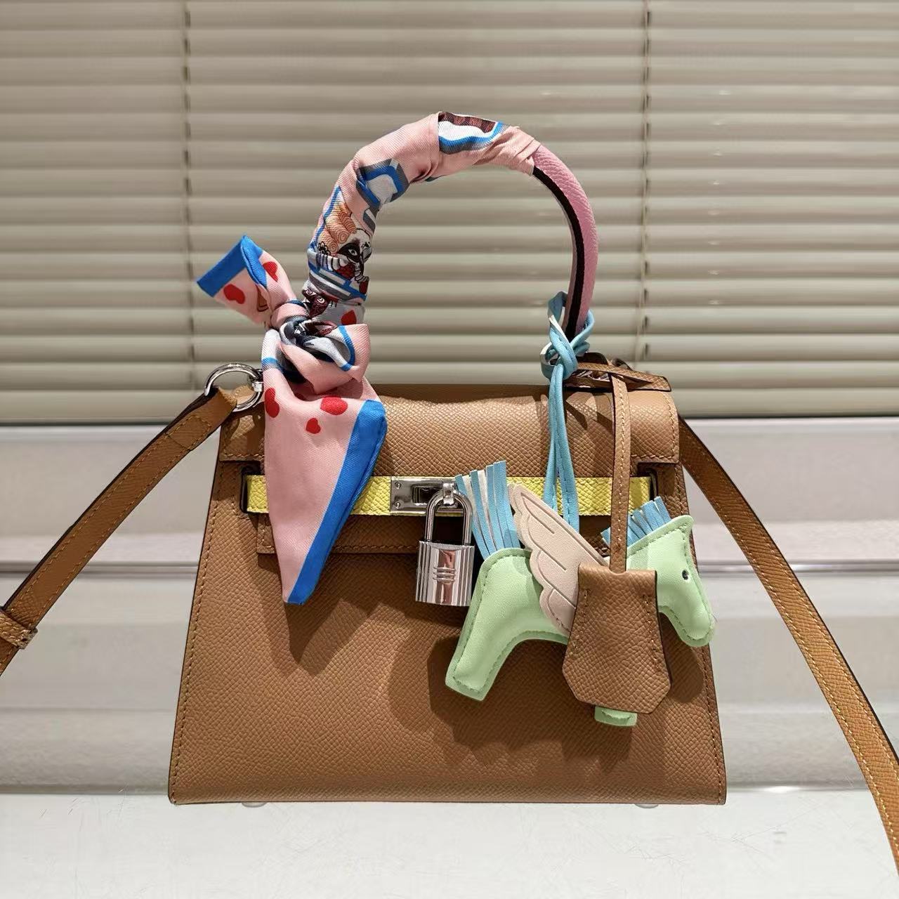 HERME5 高品質牛革ハンドバッグ【50％割引+送料無料】