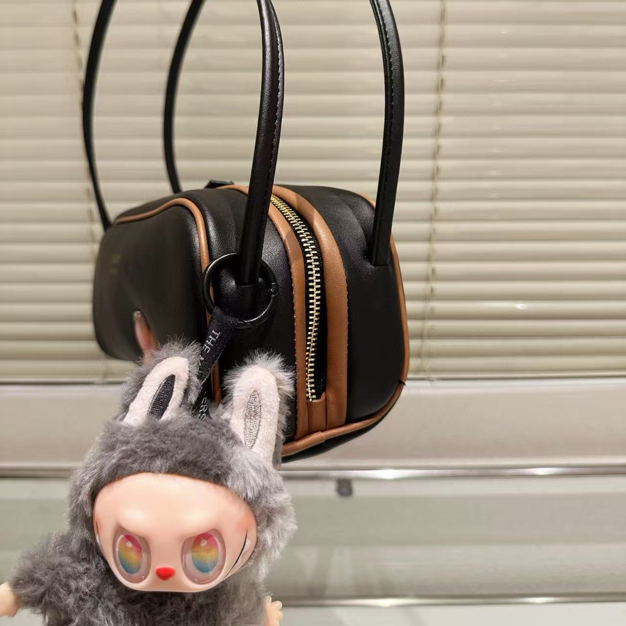 PR4DA シンプル アンダーアームバッグ【50％割引+送料無料】