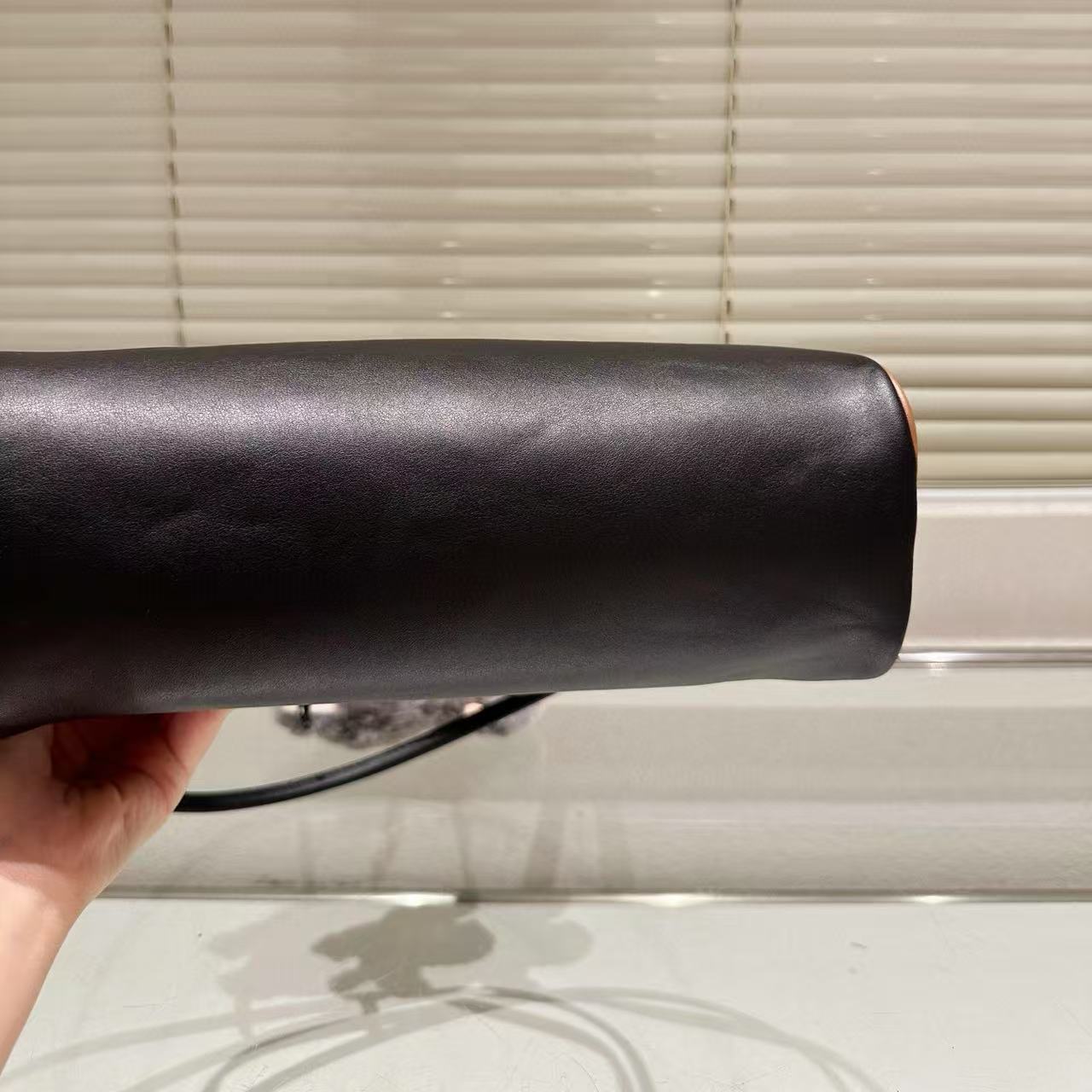 PR4DA シンプル アンダーアームバッグ【50％割引+送料無料】