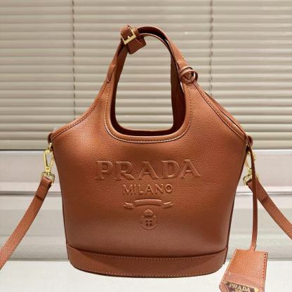 PR4DA 牛革ハンドバッグ【50％割引+送料無料】